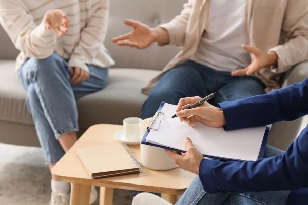 Image of divorce mediation Northampton in progress.